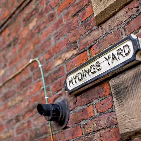 2 Bed In Oc-w074 펜션 휫비